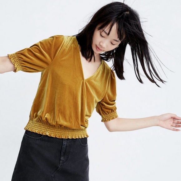 Madewell velvet smocked crossover top - slightly cropped - Egyptian gold - Picture 3 of 7